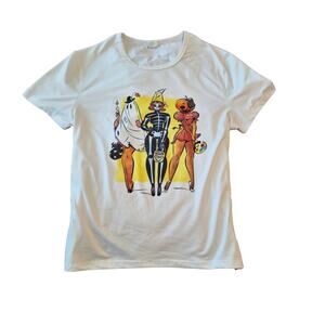 Sexy Halloween Graphic T-Shirt